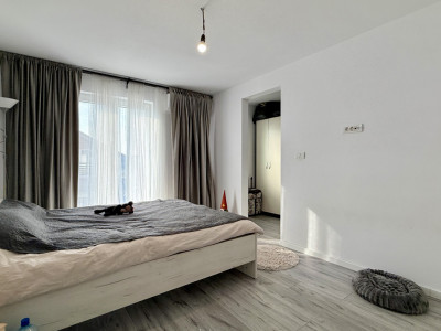 Duplex de vanzare in Sacalaz, 4 camere + 2 bai si toate utilitatile imagine mica 7, foxfort.ro