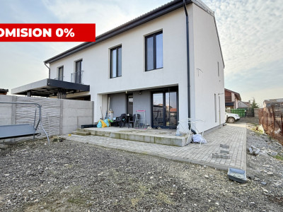 Duplex de vanzare in Sacalaz, 4 camere + 2 bai si toate utilitatile