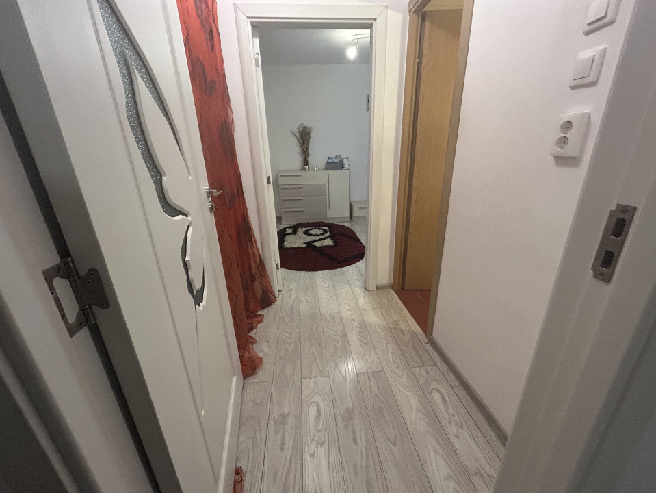 De vanzare apartament cu 2 camere in zona Girocului 11, foxfort.ro
