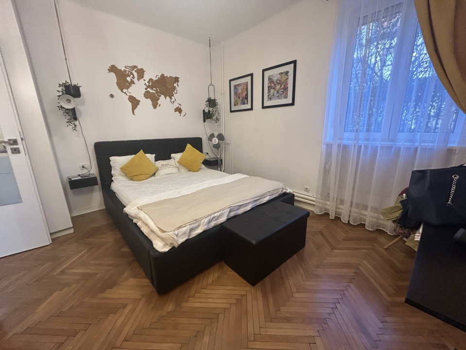 Garsoniera de vanzare in zona Balcescu 4, foxfort.ro