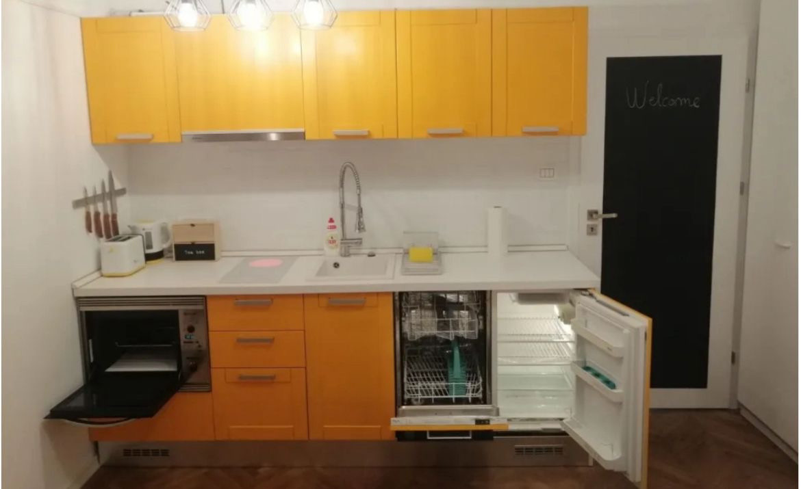 Garsoniera de vanzare in zona Balcescu 7, foxfort.ro