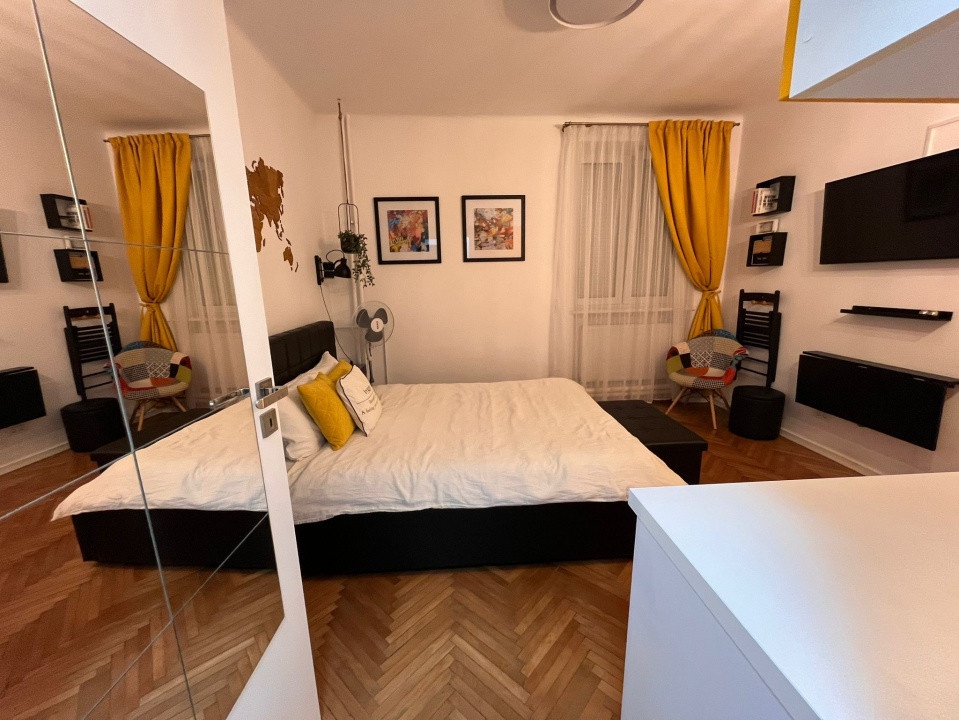 Garsoniera de vanzare in zona Balcescu 11, foxfort.ro