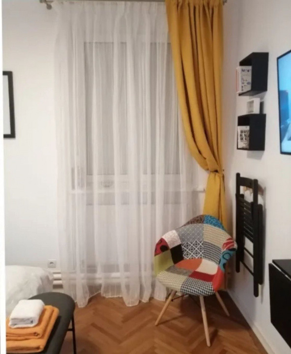 Garsoniera de vanzare in zona Balcescu 16, foxfort.ro