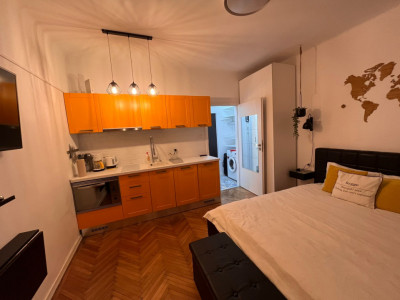 Garsoniera de vanzare in zona Balcescu imagine mica 3, foxfort.ro