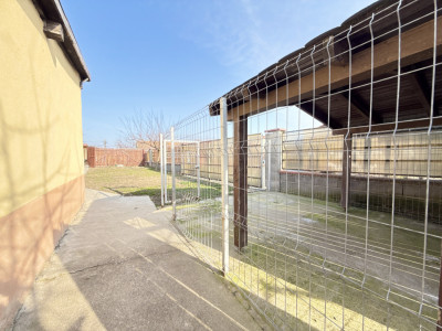 Casa individuala cu 6 camere de vanzare in localitatea Sacalaz, zona Centrala imagine mica 5, foxfort.ro