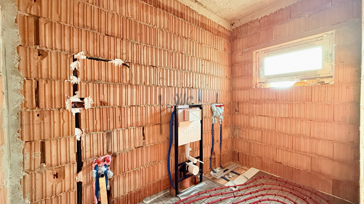 Duplex de vanzare 3 camere + pod mansardabil - Mosnita Veche 12, foxfort.ro