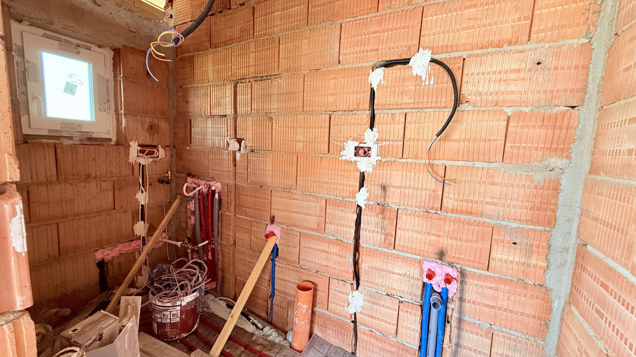 Duplex de vanzare 3 camere + pod mansardabil - Mosnita Veche 13, foxfort.ro