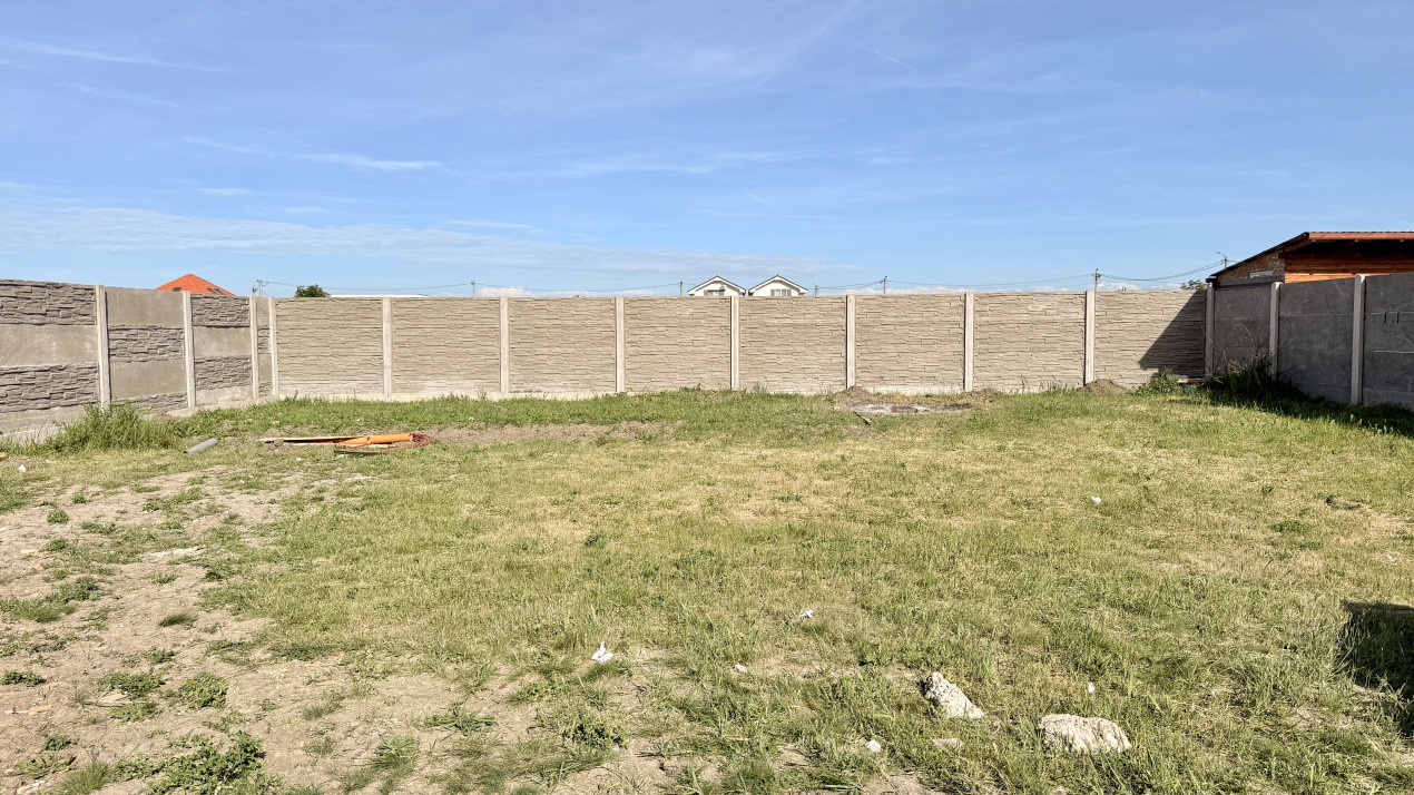 Duplex de vanzare 3 camere + pod mansardabil - Mosnita Veche 14, foxfort.ro