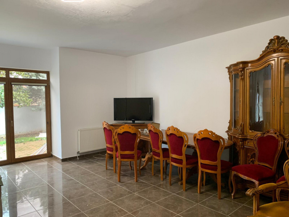 Casa individuala cu 16 camere de inchiriat, zona Sag 1, foxfort.ro