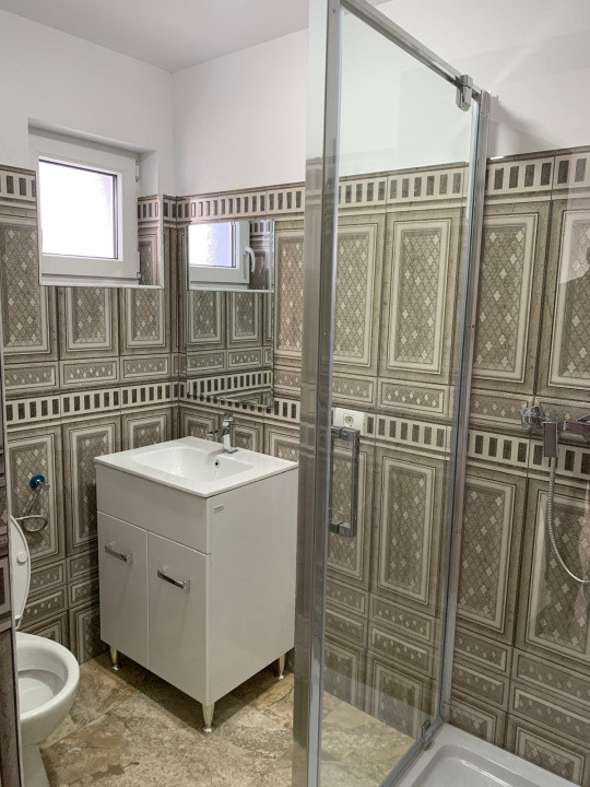 Casa individuala cu 16 camere de inchiriat, zona Sag 18, foxfort.ro