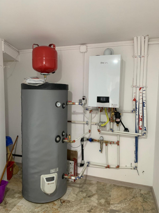 Casa individuala cu 16 camere de inchiriat, zona Sag 21, foxfort.ro