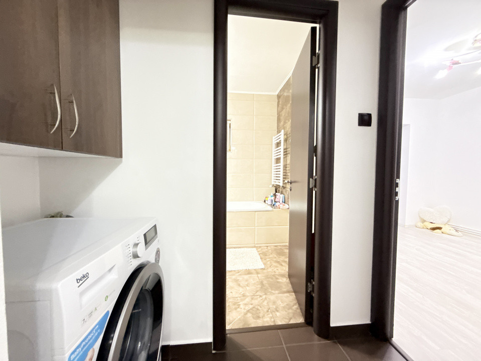 Apartament cu 3 camere de vanzare in Timisoara, zona Lipovei 7, foxfort.ro