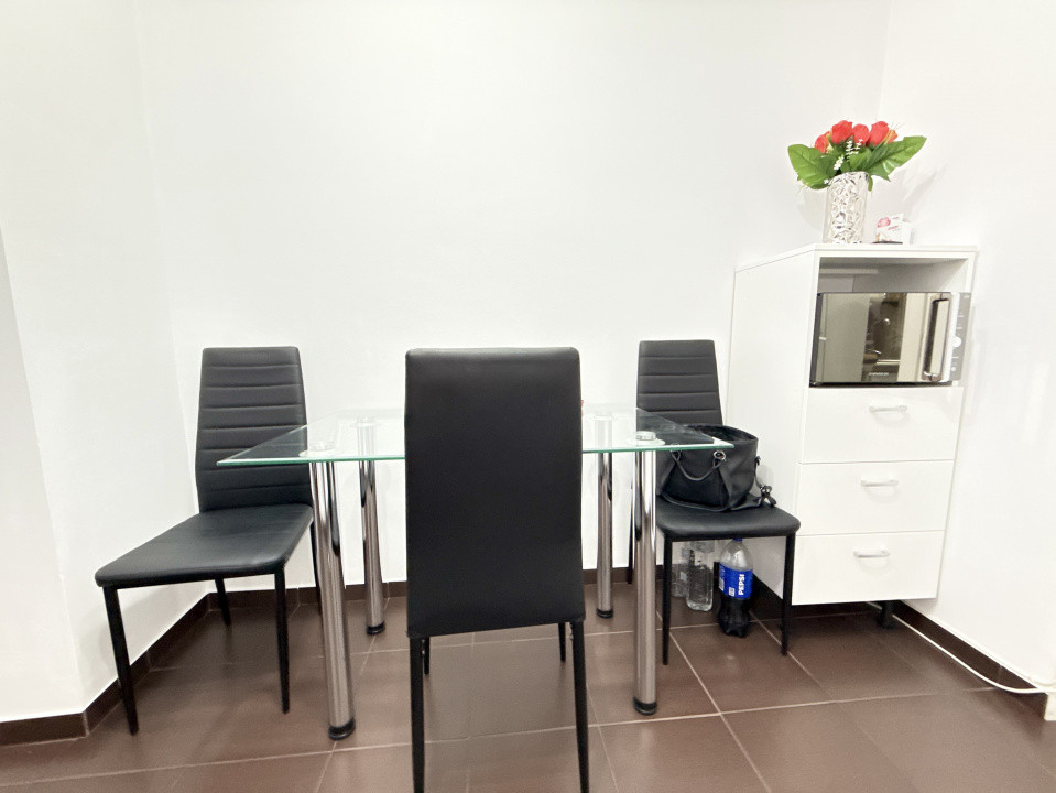 Apartament cu 3 camere de vanzare in Timisoara, zona Lipovei 13, foxfort.ro