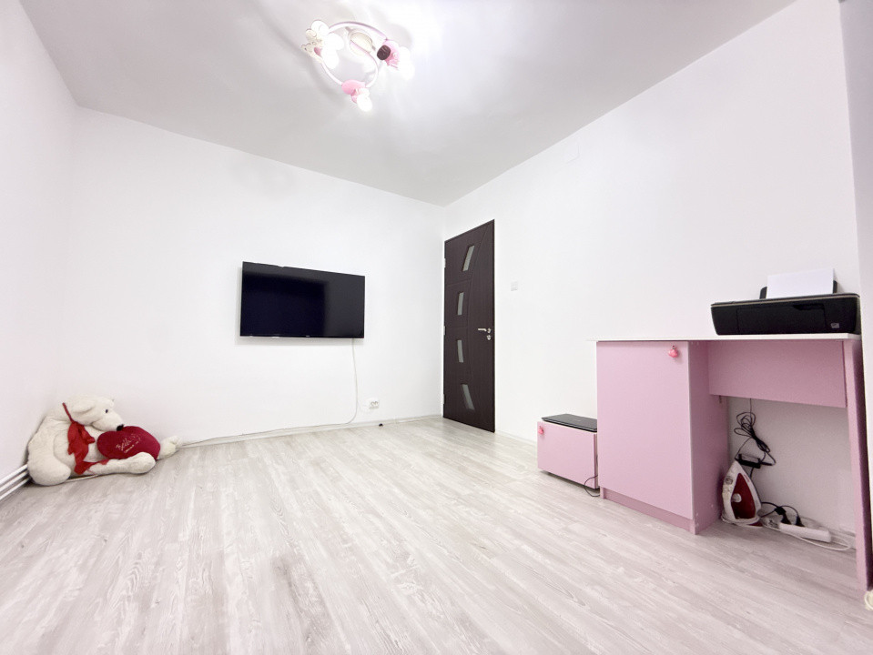 Apartament cu 3 camere de vanzare in Timisoara, zona Lipovei 23, foxfort.ro