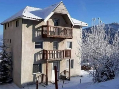 Cabana 10 camere, 4 nivele, Straja, Hunedoara, pretabil investitie