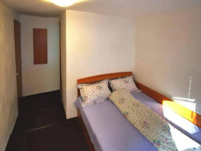 Cabana 10 camere, 4 nivele, Straja, Hunedoara, pretabil investitie imagine mica 3, foxfort.ro