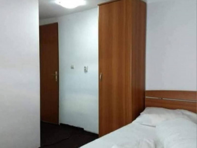 Cabana 10 camere, 4 nivele, Straja, Hunedoara, pretabil investitie imagine mica 9, foxfort.ro