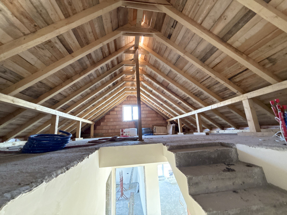 COMISION 0% Triplex cu 4 camere de vanzare in localitatea Sacalaz, zona Centrala 20, foxfort.ro