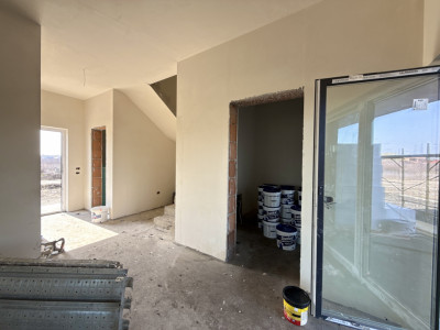 COMISION 0% Triplex cu 4 camere de vanzare in localitatea Sacalaz, zona Centrala imagine mica 10, foxfort.ro