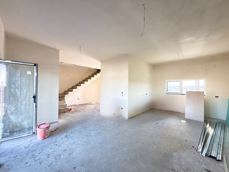 COMISION 0% Triplex cu 4 camere de vanzare in localitatea Sacalaz 2, foxfort.ro