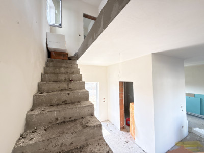 COMISION 0% Triplex cu 4 camere de vanzare in localitatea Sacalaz imagine mica 3, foxfort.ro