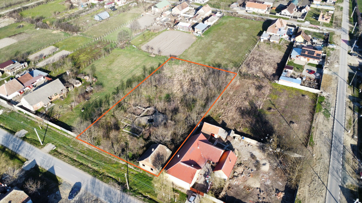 Teren intravilan 2840 mp cu fundatie - Jebel 4, foxfort.ro