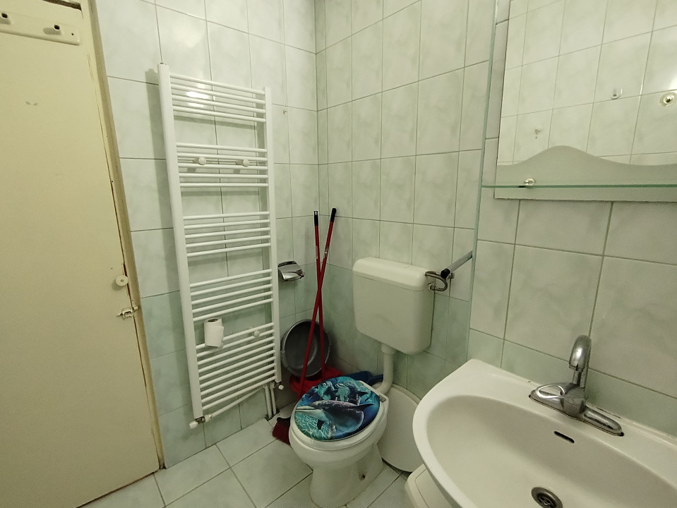 Apartament cu 2 camere de inchiriat mobilat si utilat in zona Soarelui 8, foxfort.ro