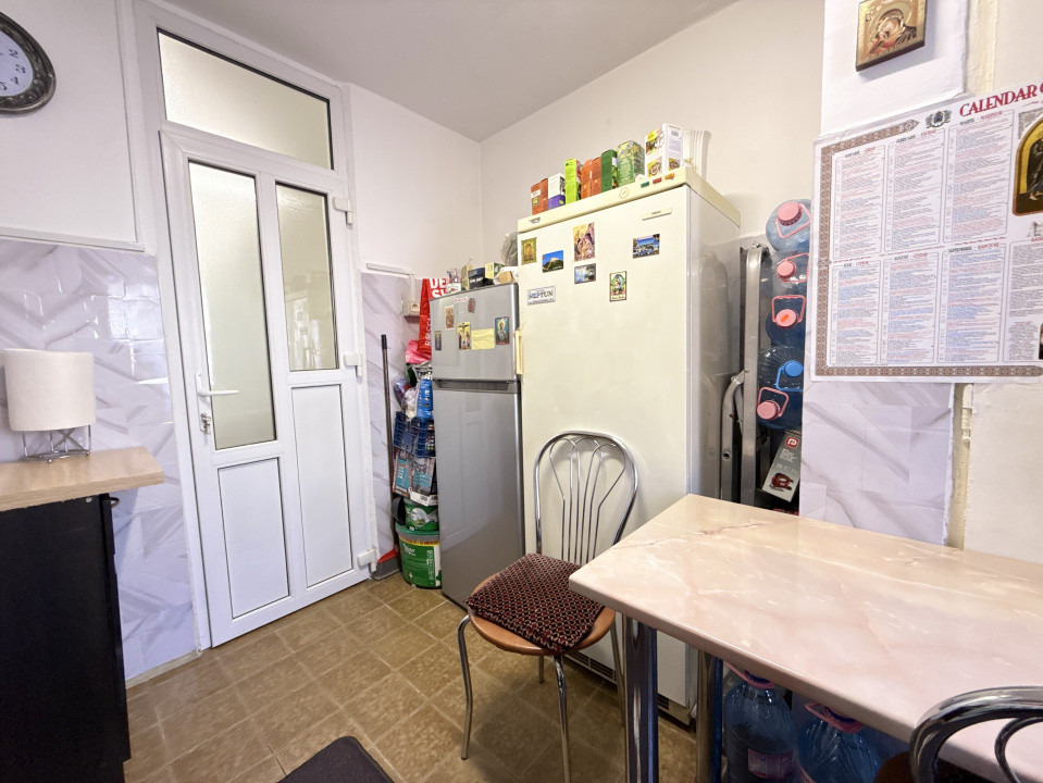 Apartament cu 2 camere de vanzare in Timisoara, zona Aradului 21, foxfort.ro