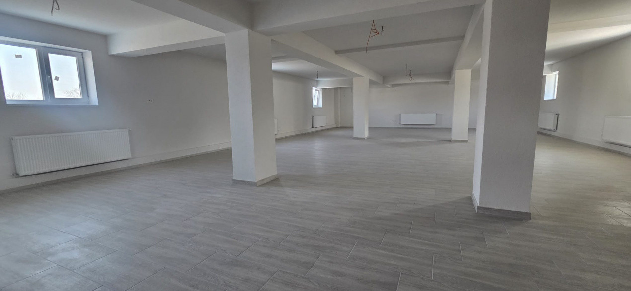 Spatiu comercial pe doua fronturi, finisat la cheie, 430 mp utili - Giroc 5, foxfort.ro
