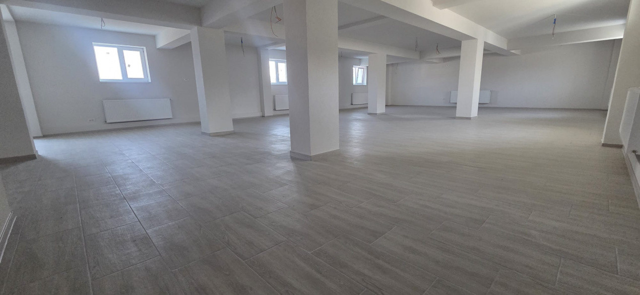 Spatiu comercial de inchiriat, finisat la cheie - Giroc 3, foxfort.ro