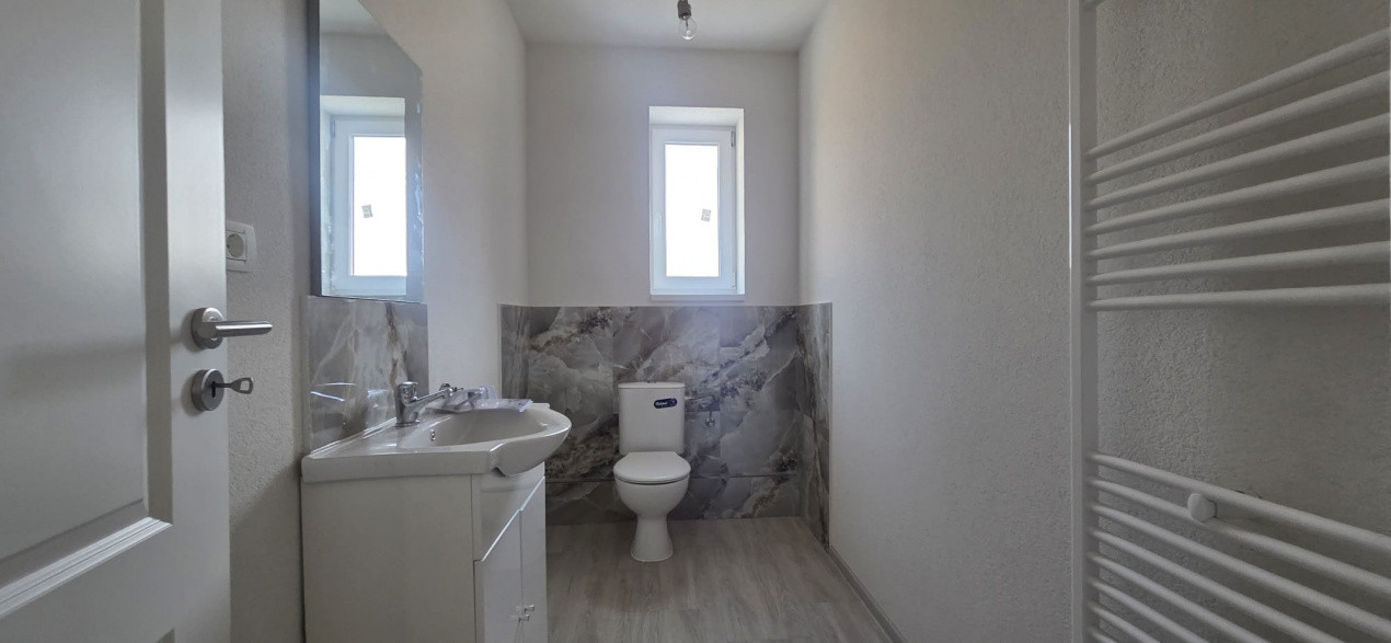 Spatiu comercial de inchiriat, finisat la cheie - Giroc 17, foxfort.ro