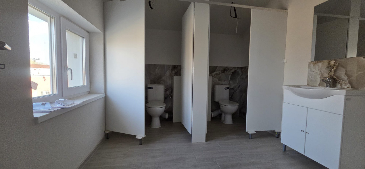 Spatiu comercial de inchiriat, finisat la cheie - Giroc 19, foxfort.ro