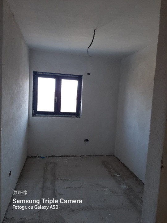 Duplex cu 4 camere de vanzare in localitatea Timisoara, zona Plopi 7, foxfort.ro