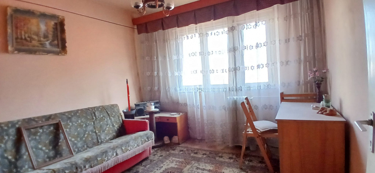 Apartament cu 3 camere, etaj intermediar, in Complexul Studentesc 2, foxfort.ro