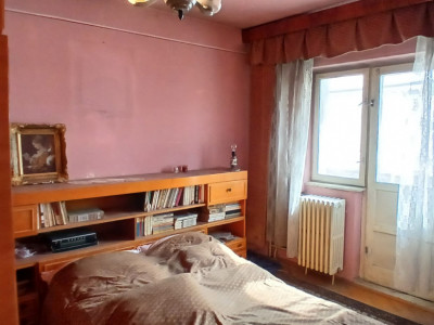 Apartament cu 3 camere, etaj intermediar, in Complexul Studentesc imagine mica 3, foxfort.ro