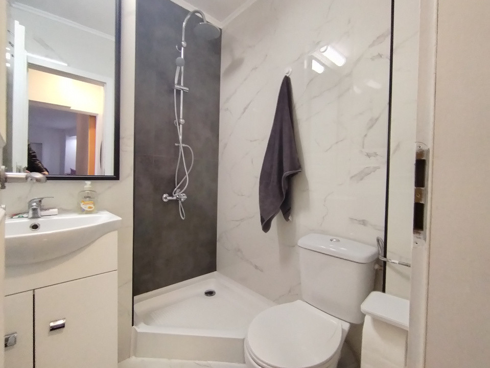 Apartament cu 4 camere de vanzare in zona Sagului 9, foxfort.ro