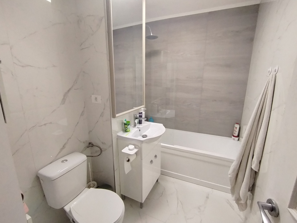 Apartament cu 4 camere de vanzare in zona Sagului 11, foxfort.ro