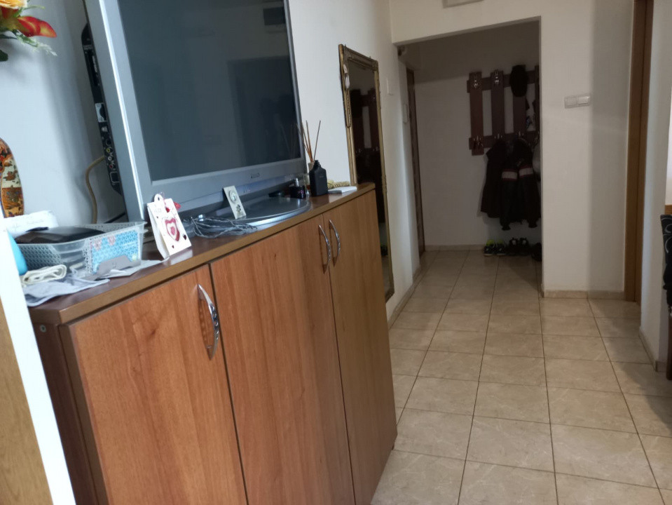 Apartament cu 3 camere de vanzare in Timisoara, zona Lipovei 7, foxfort.ro