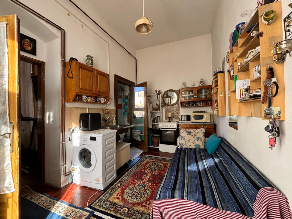 Apartament cu o camera de vanzare in Arad, zona Ultracentral 3, foxfort.ro