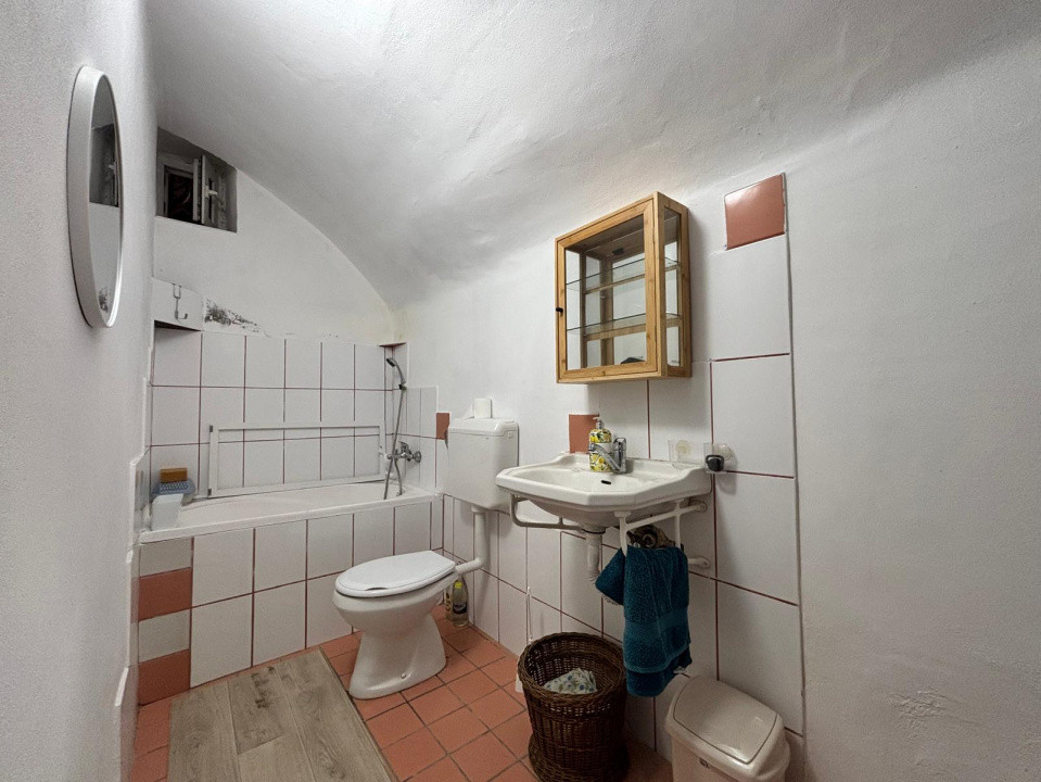 Apartament cu o camera de vanzare in Arad, zona Ultracentral 13, foxfort.ro