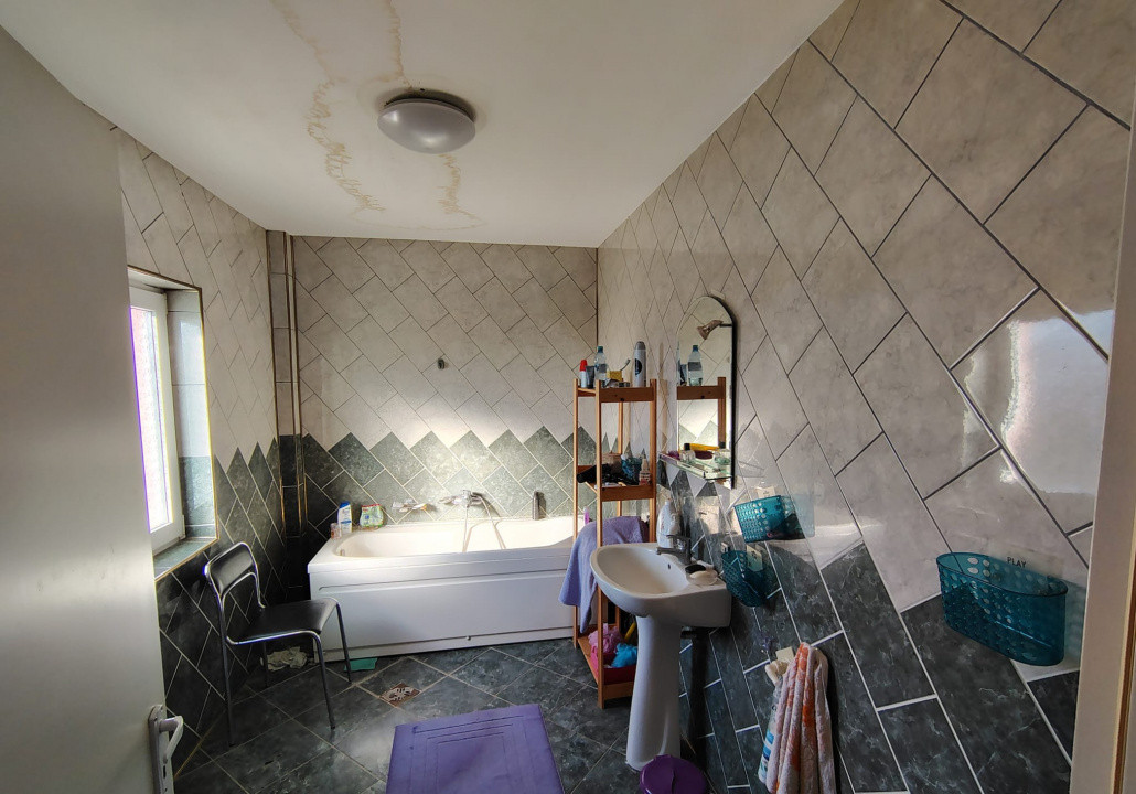 Casa individuala 6 camere, 269 mp utili, teren 655 mp, zona Girocului 7, foxfort.ro