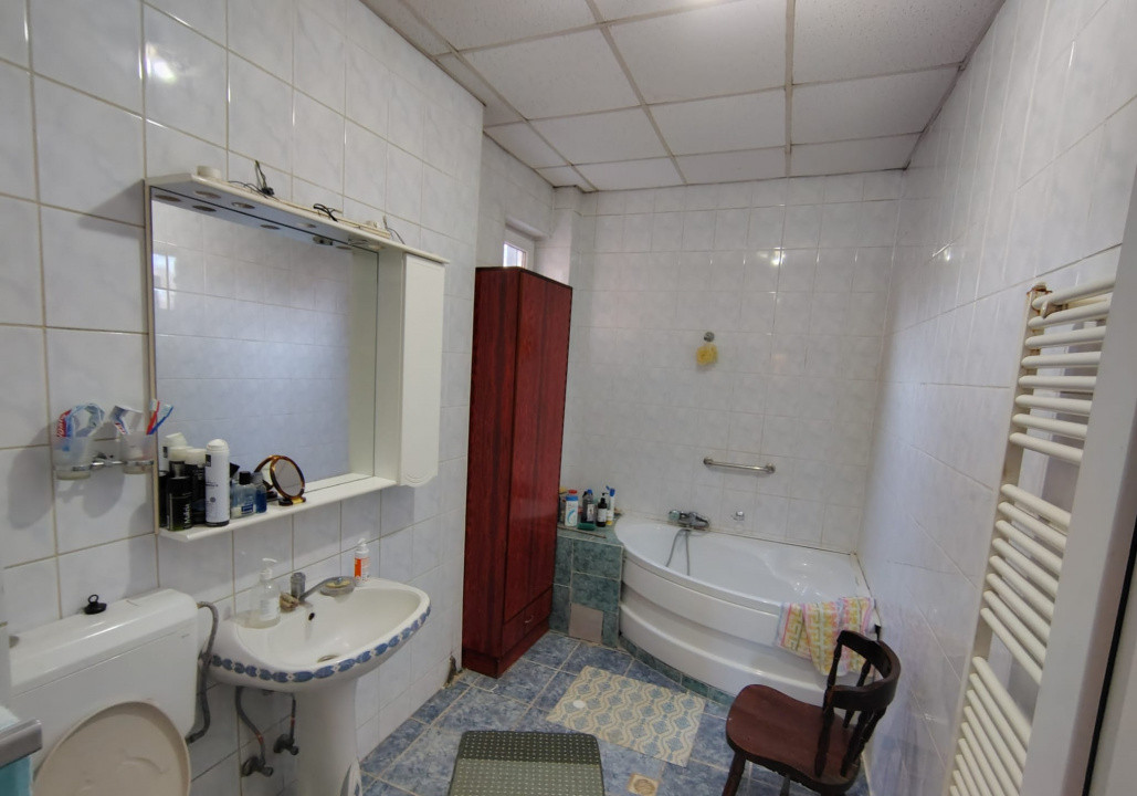 Casa individuala 6 camere, 269 mp utili, teren 655 mp, zona Girocului 8, foxfort.ro