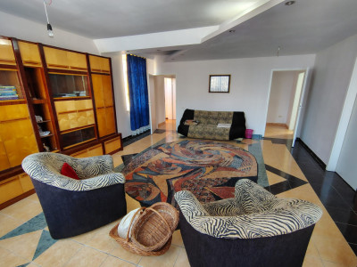 Casa individuala 6 camere, 269 mp utili, teren 655 mp, zona Girocului imagine mica 2, foxfort.ro