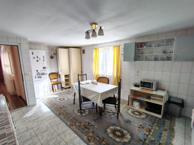 Casa individuala 6 camere, 269 mp utili, teren 655 mp, zona Girocului imagine mica 17, foxfort.ro