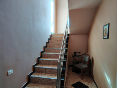 Casa individuala 6 camere, 269 mp utili, teren 655 mp, zona Girocului imagine mica 20, foxfort.ro