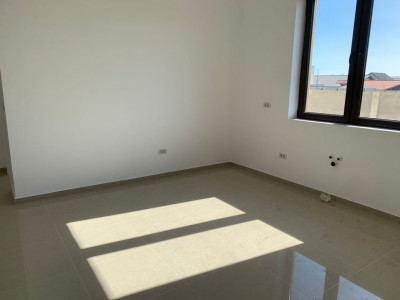 Duplex apartamentat – 2 apartamente cu 3 camere fiecare – Mosnita Veche imagine mica 5, foxfort.ro