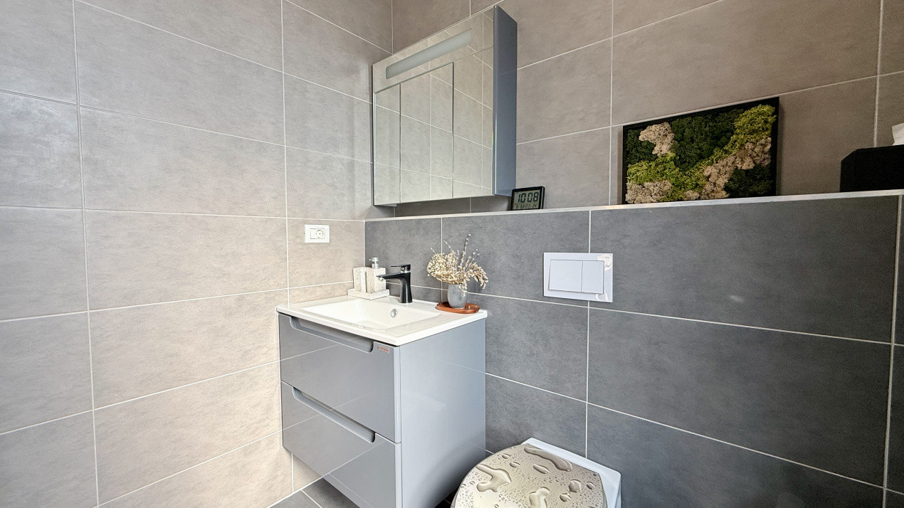 Duplex de vanzare, 3 camere + garaj - toate utilitatile - Dumbravita 22, foxfort.ro