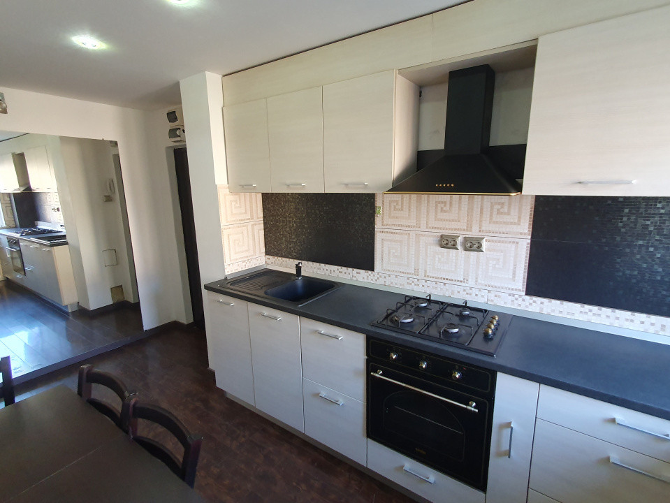 Apartament 2 camere, etaj 2, mobilat-utilat - Zona Girocului 8, foxfort.ro
