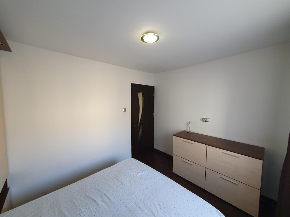Apartament 2 camere, etaj 2, mobilat-utilat - Zona Girocului 15, foxfort.ro