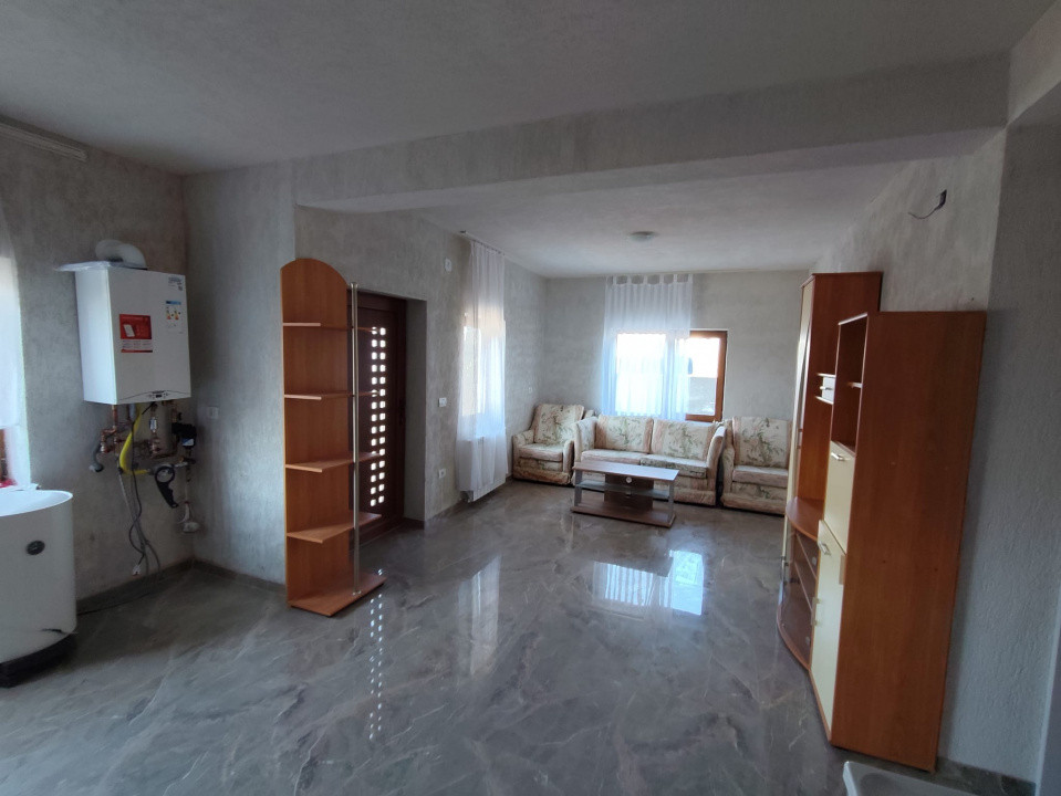 Casa de vanzare, tip duplex, in Sannicolau Mare - confort si liniste 4, foxfort.ro